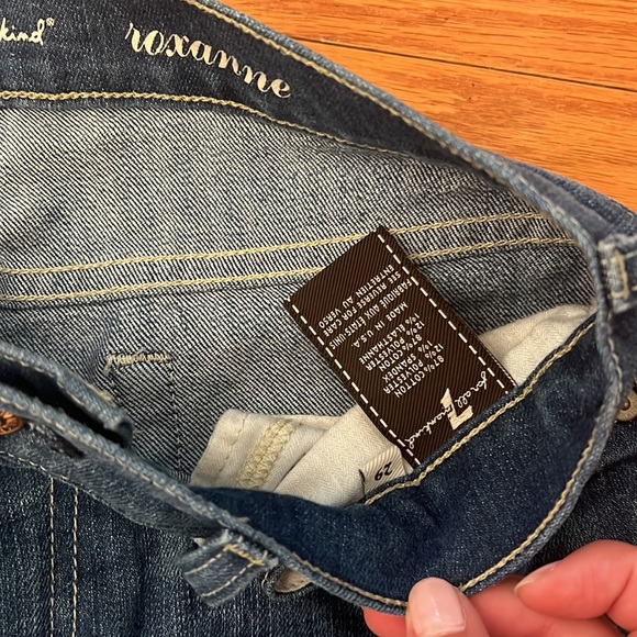 7 for All Mankind Jeans - Picture 2 of 6